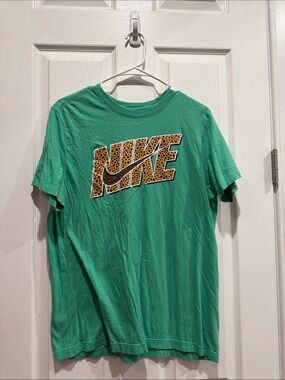 Nike Teal Short-Sleeve Tee with Yellow Leopard Logo
